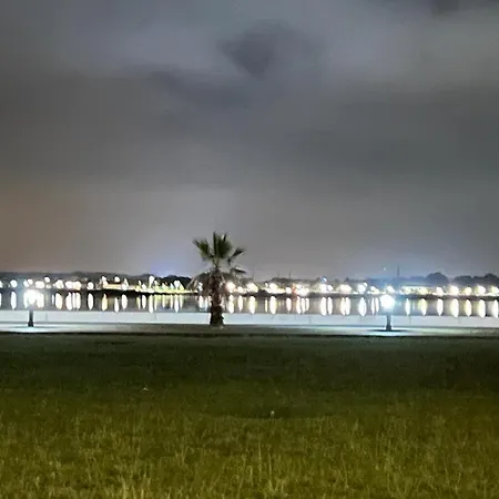 Vela Marina, Costa Nova Daire